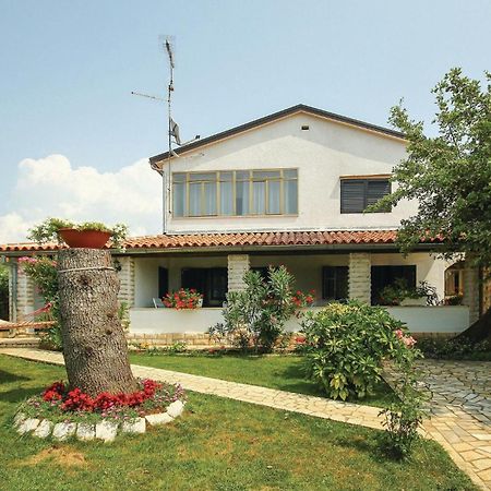 Beautiful Apartment In Porec With Wifi 外观 照片