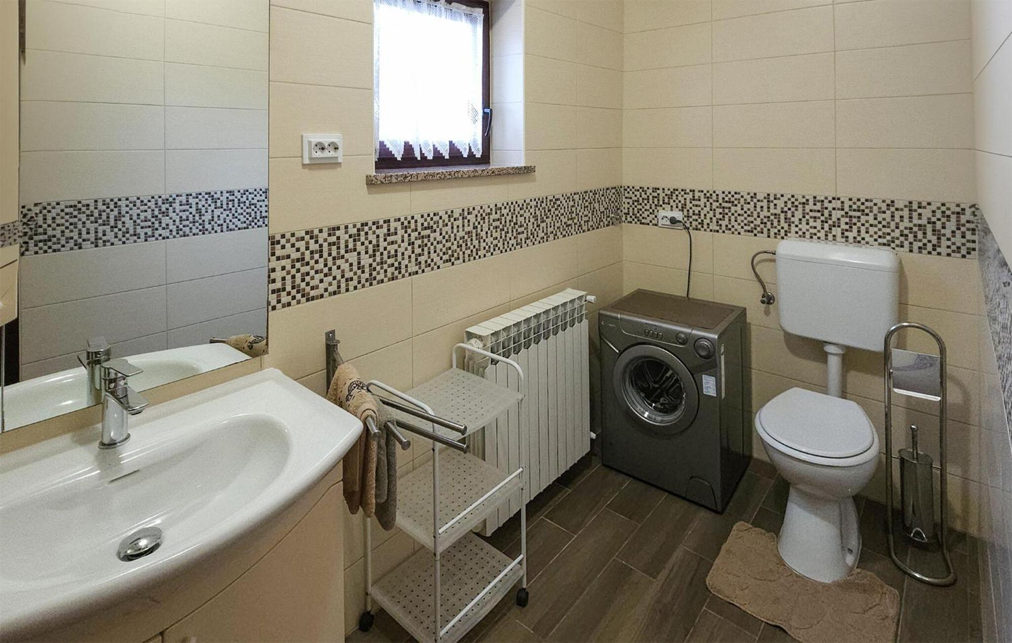Beautiful Apartment In Porec With Wifi 外观 照片